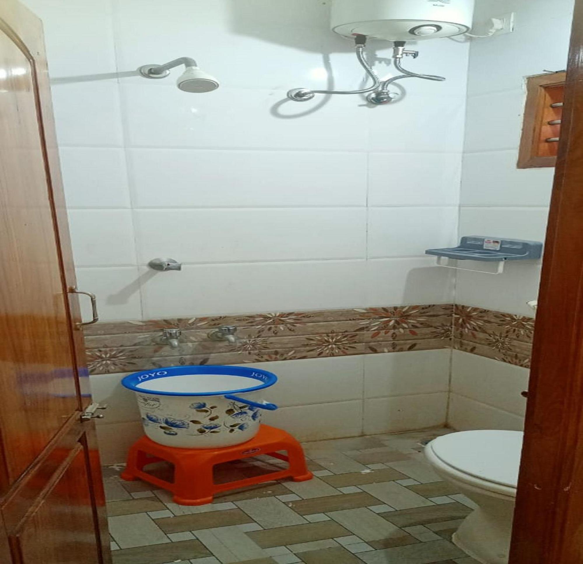 Arumugam Residency Ac Tiruchchendur Exterior photo